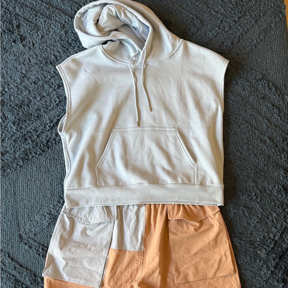 Fabletics cropped sweatshirt, BNWT, size XXL